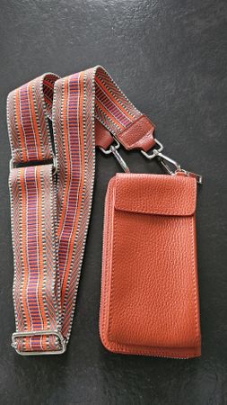 Trendige Handy Umhängetasche Portemonnaie in Orange, Neu!