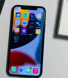 Apple Telefoni cellulari / Smartphones: iPhone 11 Pro (64GB) Akku 99% – Usato da Luzern venduto da Waince786 2