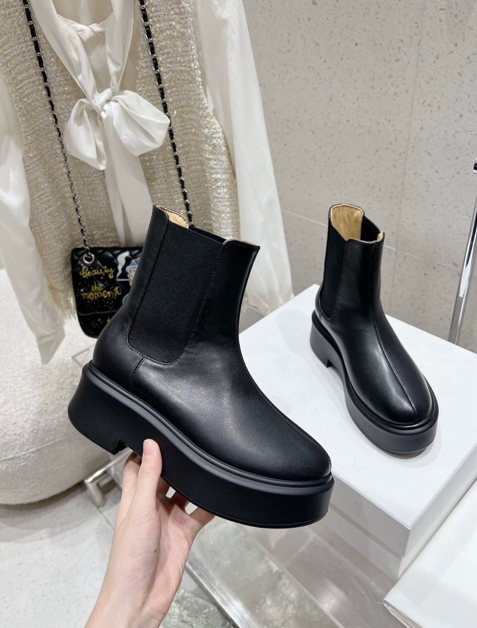 Scarpe da donna: Leder Stiefeletten – Nuovo (secondo la descrizione) da Eglisau venduto da SAM240186 3