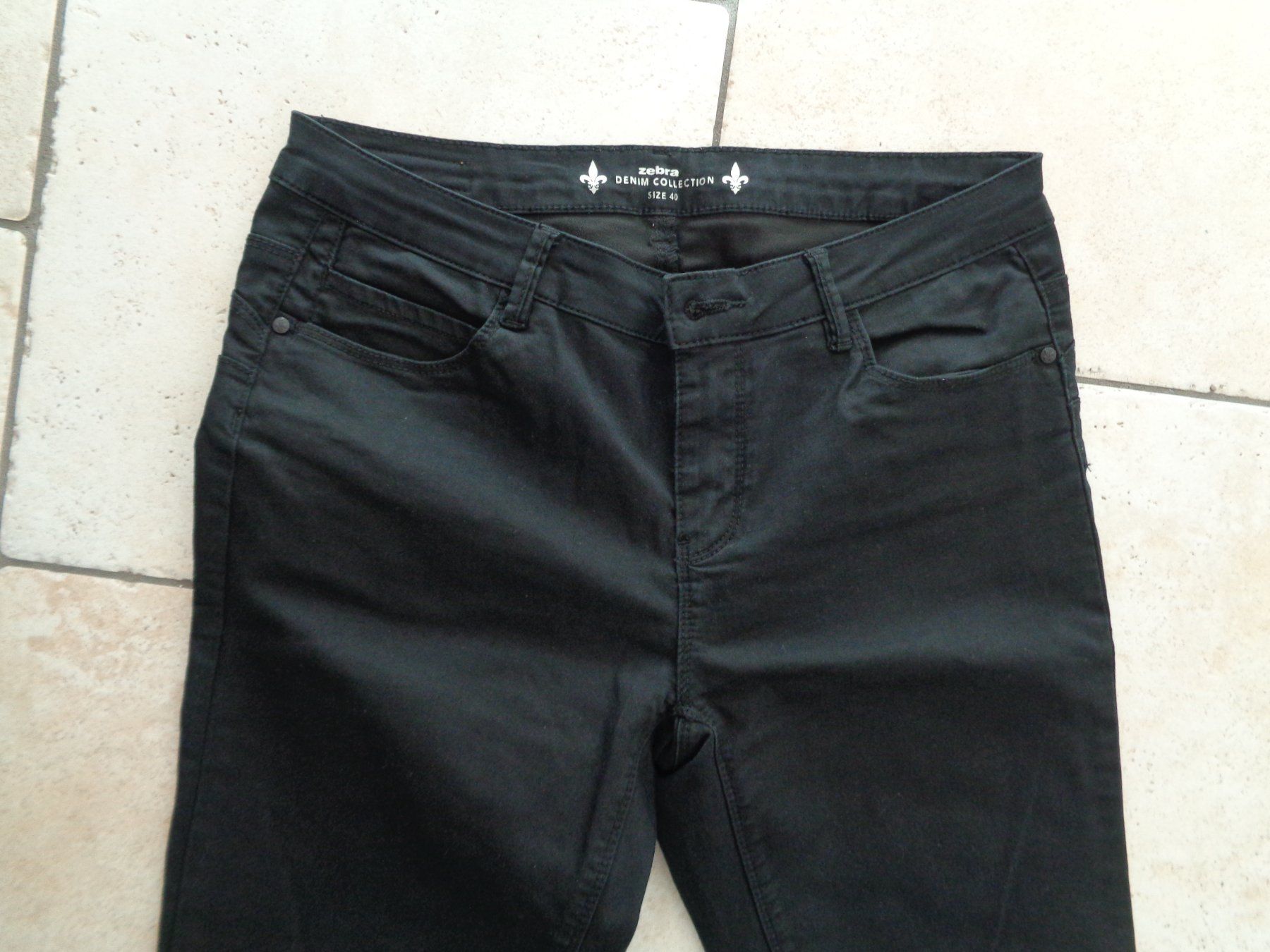 Zebra Pantaloni: Hose  Zebra  Grösse 40 – Usato da Kreuzlingen venduto da Robi-2003 1