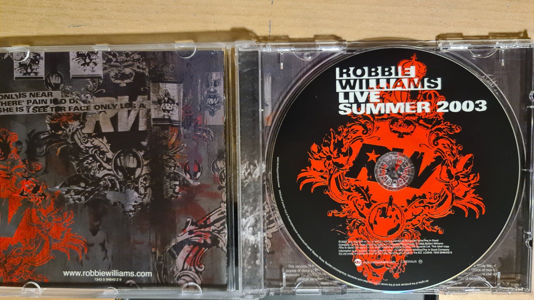 CD: Robbie Williams Live Summer 2003 CD 2er-Set – Usato da Dintikon venduto da Vexi 1