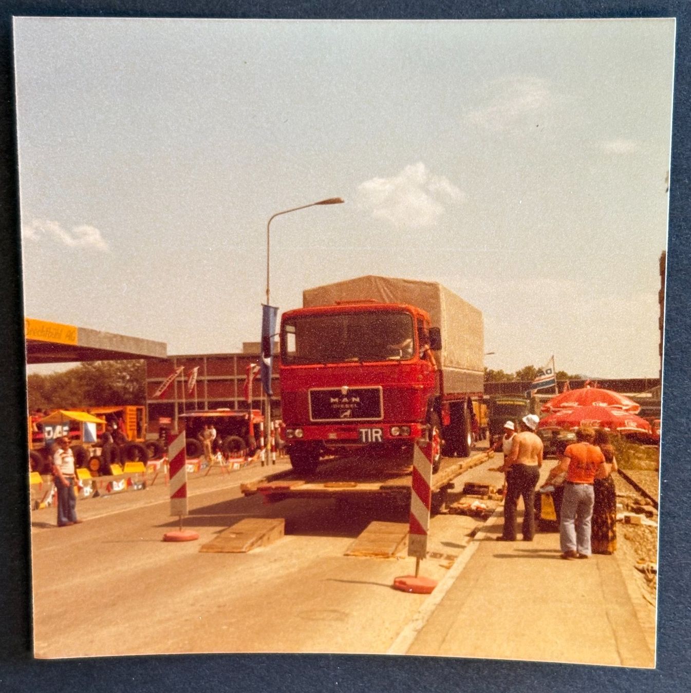 Poster & Bilder: LASTWAGEN M.A.N DIESEL VON 1978 – Gebraucht aus Ostermundigen von wini63