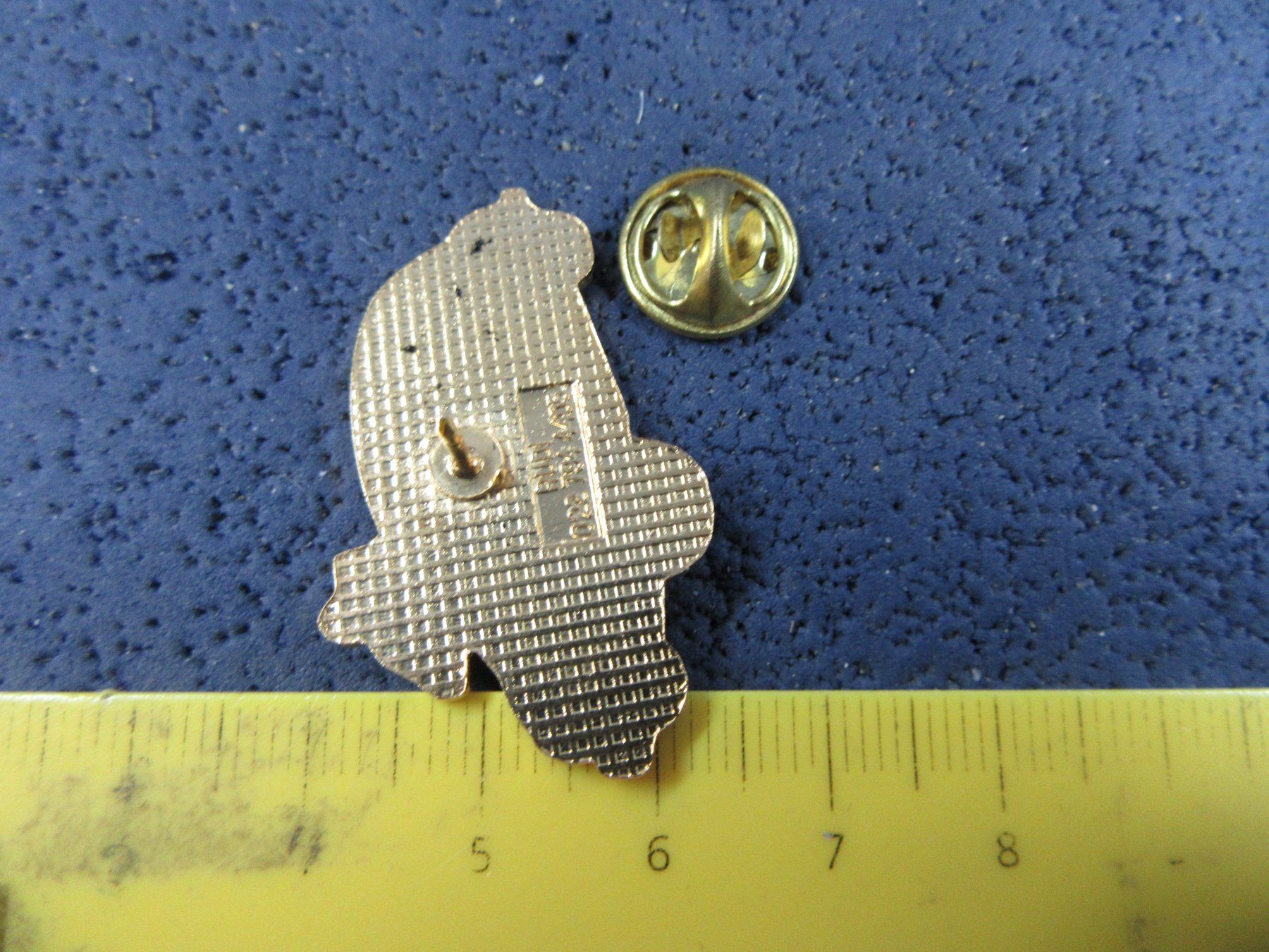 Volkswagen Placchette & Badge: POST PTT AUTO VW KÄFER PIN ENAMEL BRIEFPOST – Usato da Ettingen venduto da Hausi4711 1