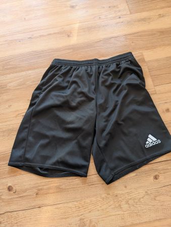 Adidas ClimaLite Shorts, Gr. 164, Schwarz