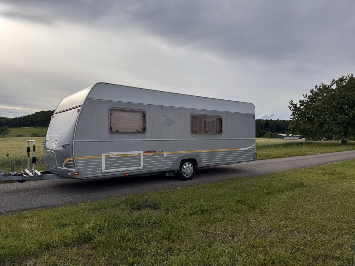Dethleffs Véhicules de camping: Wohnwagen Dethleffs 560 SK – D'occasion à Full-Reuenthal par TeWa 1
