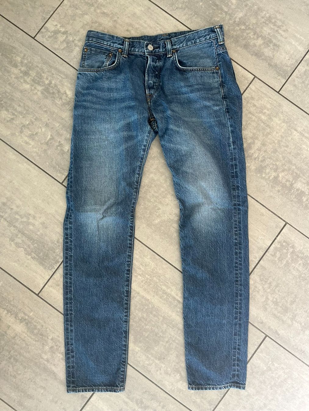 Edwin Jeans: EDWIN Bluejeans – Usato da Otelfingen venduto da Denis_ZH