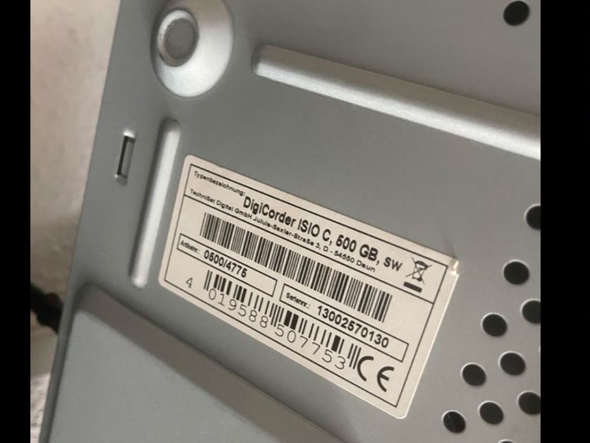 Technisat Ricevitori: TechniSat DigiCorder ISIO C 500GB – Usato da Bärschwil venduto da freaky007 2