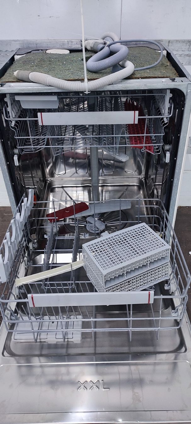 Lavastoviglie: Geschirrspüler Electrolux – Usato da Züberwangen venduto da Theodoralan 3