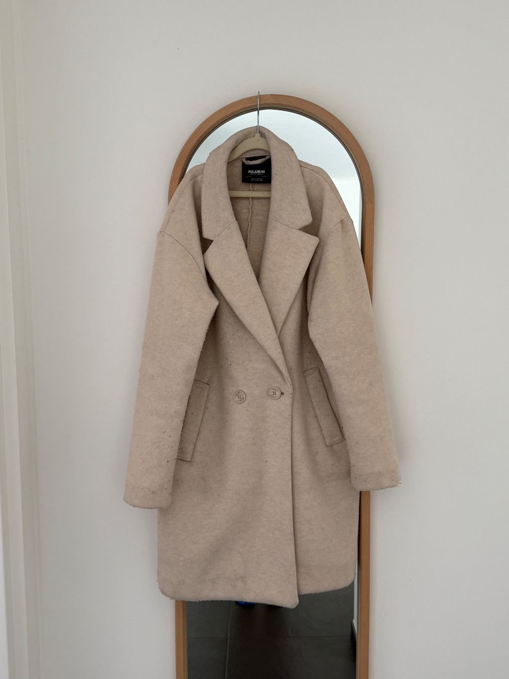 Pull&Bear Cappotti: Cappotto Pull&Bear taglia S beige chiaro – Usato da Claro venduto da nic_n9nn 1