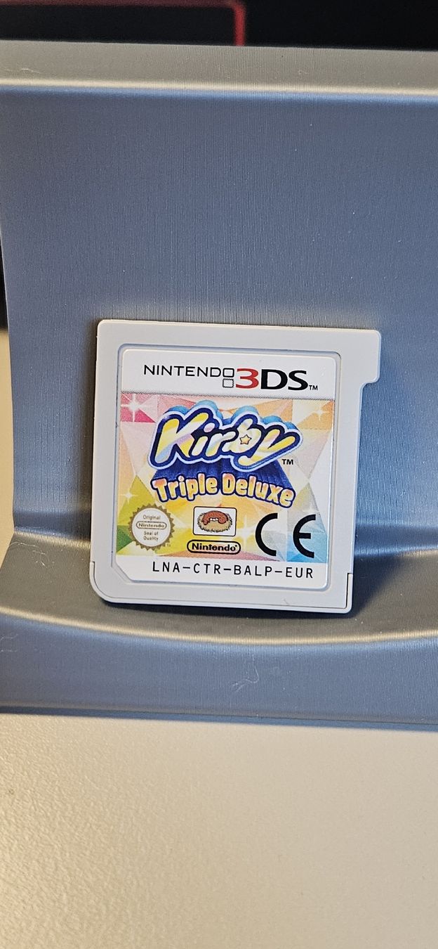 Nintendo Giochi: Kirby Triple Deluxe, Nintendo 3DS - Nur Modul – Usato da Belp venduto da Ginus85