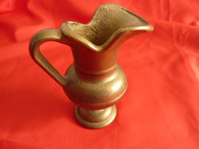 Tutte le decorazioni: Antike Miniatur Krug/ Vase aus Messing – Usato da Hombrechtikon venduto da mincky