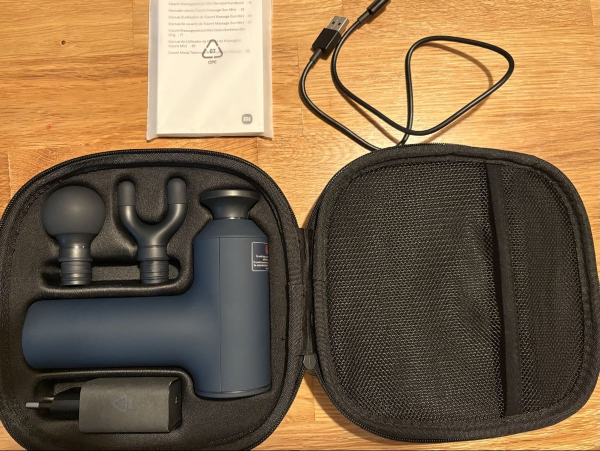 Xiaomi Massagegeräte: Xiaomi Massagepistole Mini – Neu (gemäss Beschreibung) aus Goldau von 19099