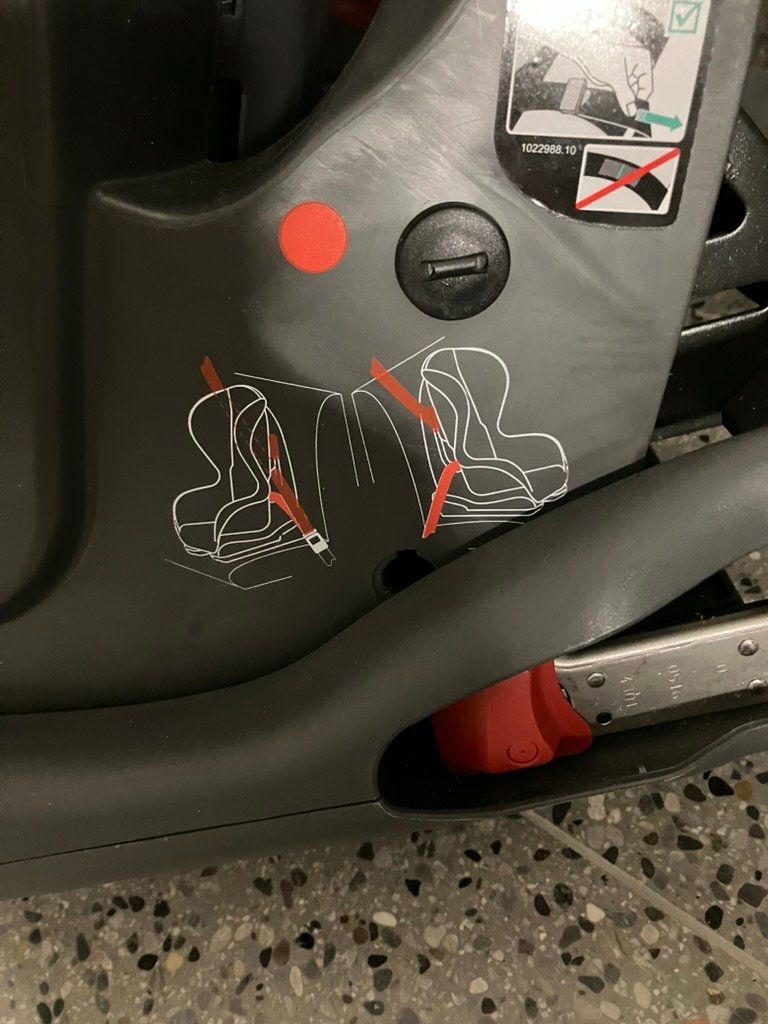 Britax Römer Seggiolini per auto: Britax Römer Duo Plus Kindersitz – Usato da Zürich venduto da Da_schoefli 4