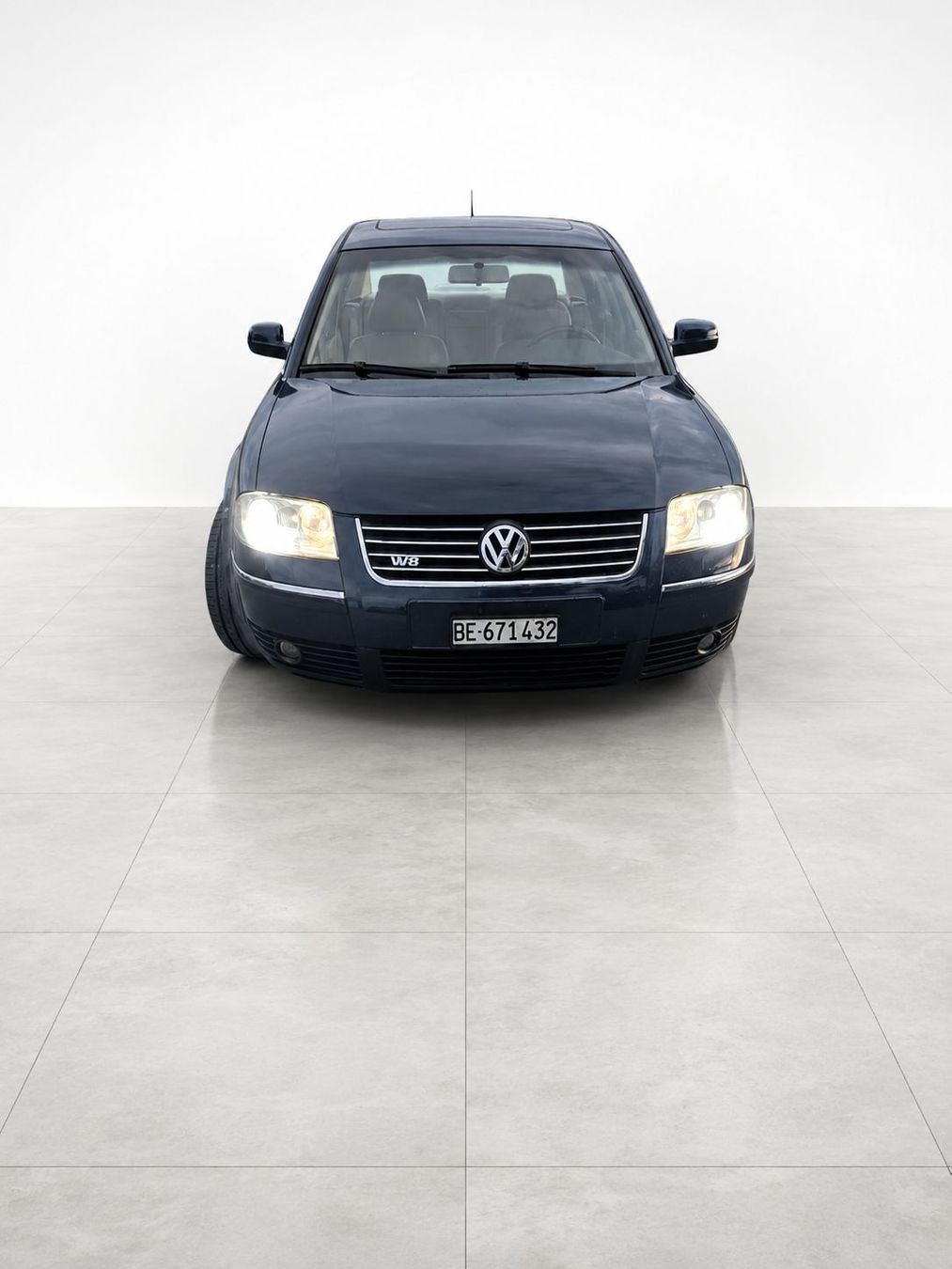 VW Automobili: Vw passat W8 4motion mit MFK  04.07.2025 – Usato da Aarberg venduto da 2002stefan 4
