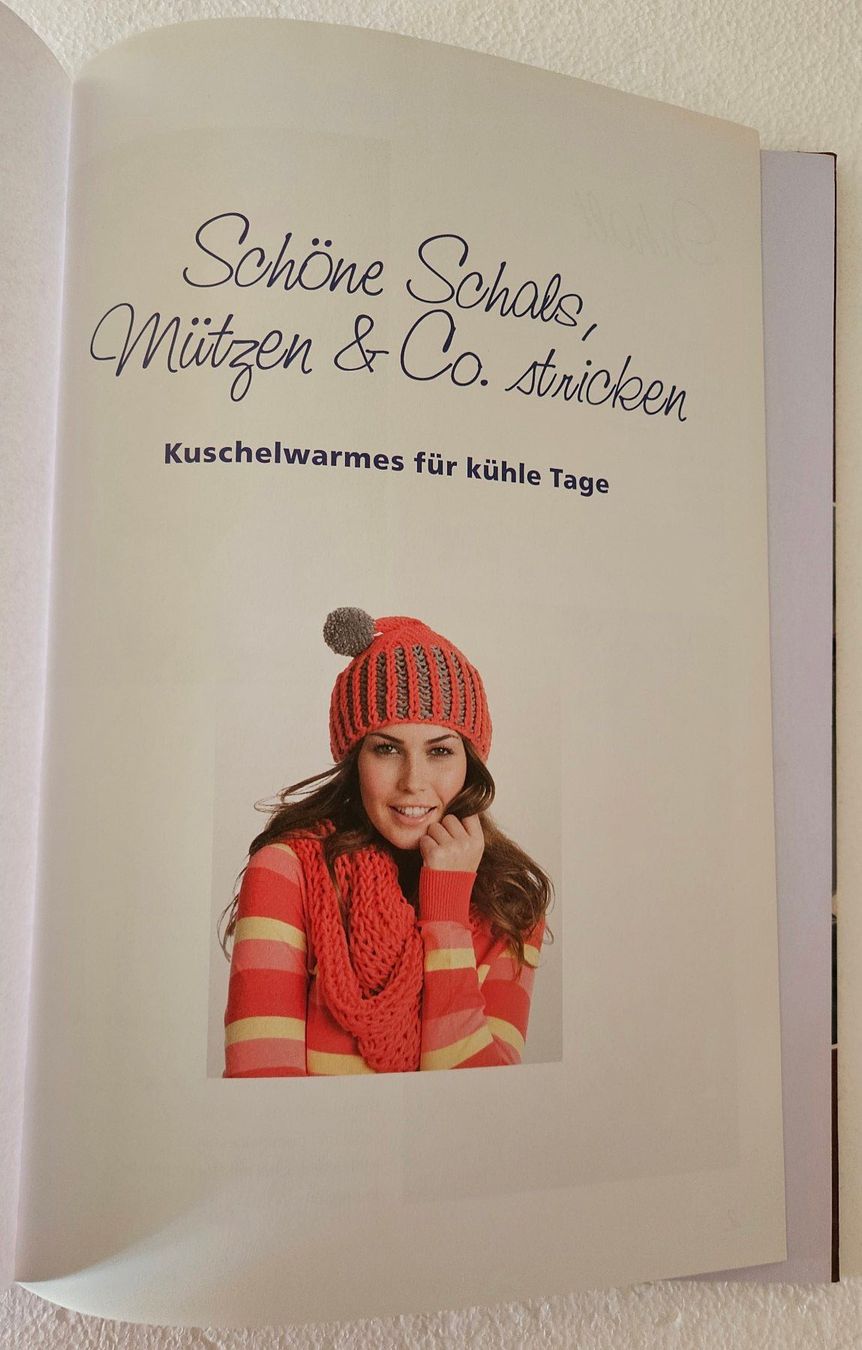 Libri: Schöne Schals, Mützen & Co, stricken – Usato da Gossau SG venduto da oreliefredy 1