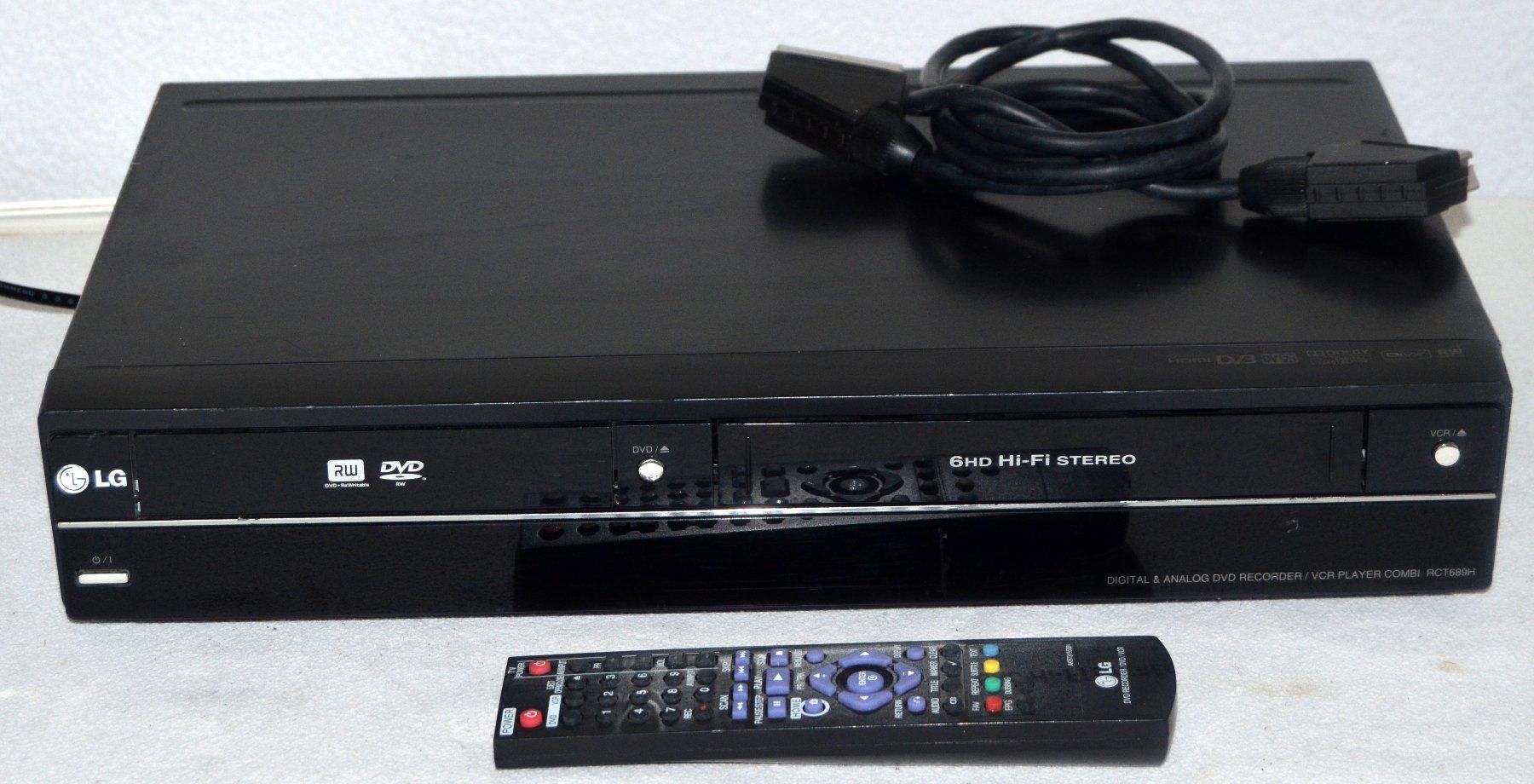 LG Registratori: Combo DVD/ VHS  LG RCT689H HDMI – Usato da Collonges venduto da arashee