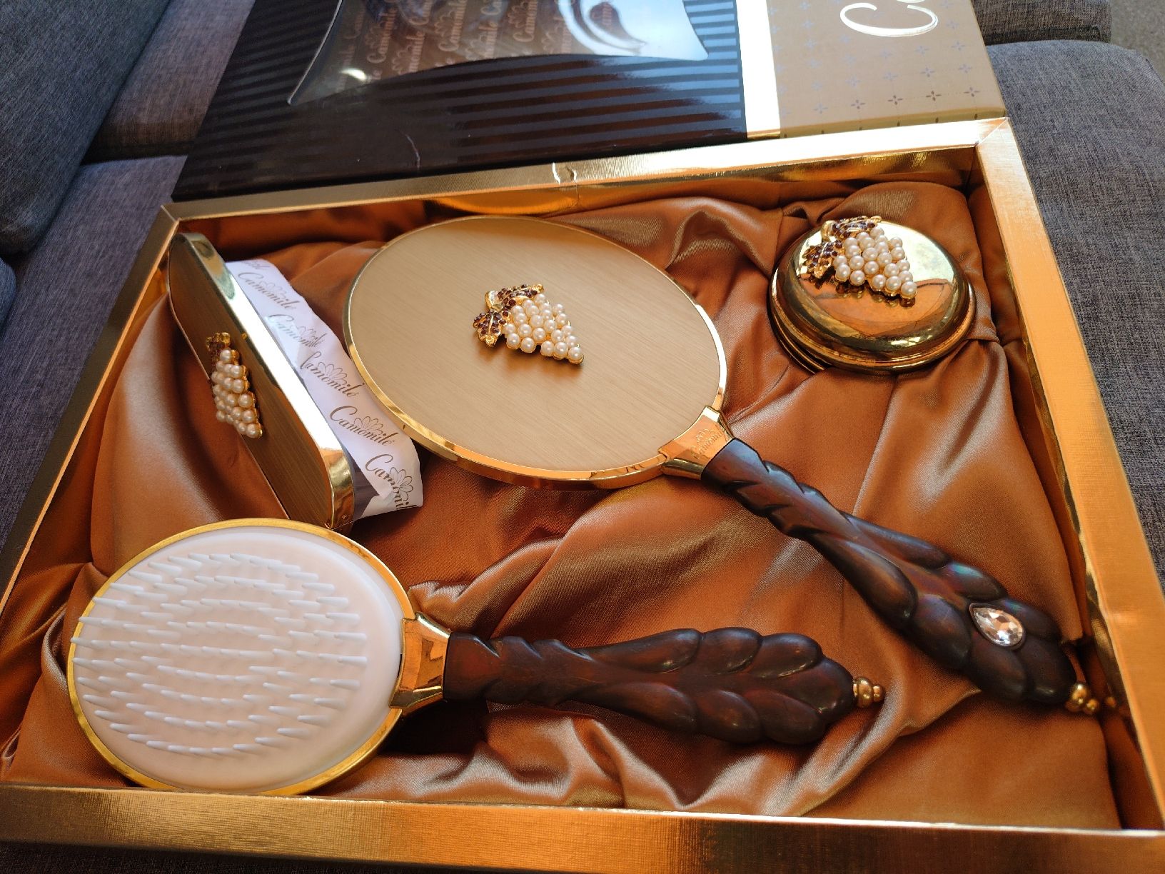 Sonstige Haarpflege: Haarbürsten Set Camomile Edition  – Neu (gemäss Beschreibung) aus Goldach von Fuchour 5