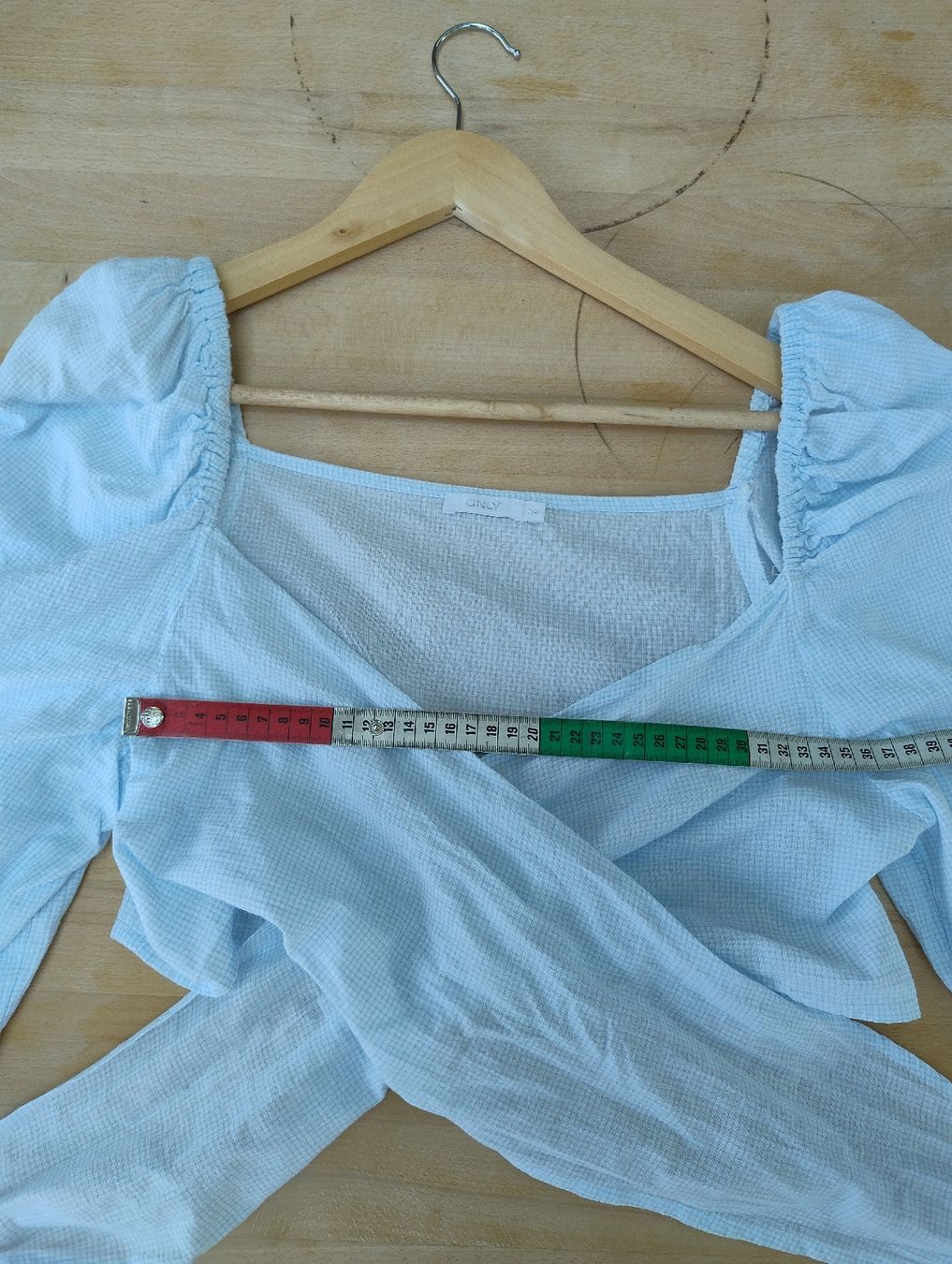 Only Blusen: Damen Bluse cropped ONLY Grösse S/M hellblau – Gebraucht aus Kirchberg BE von lauraflu 9