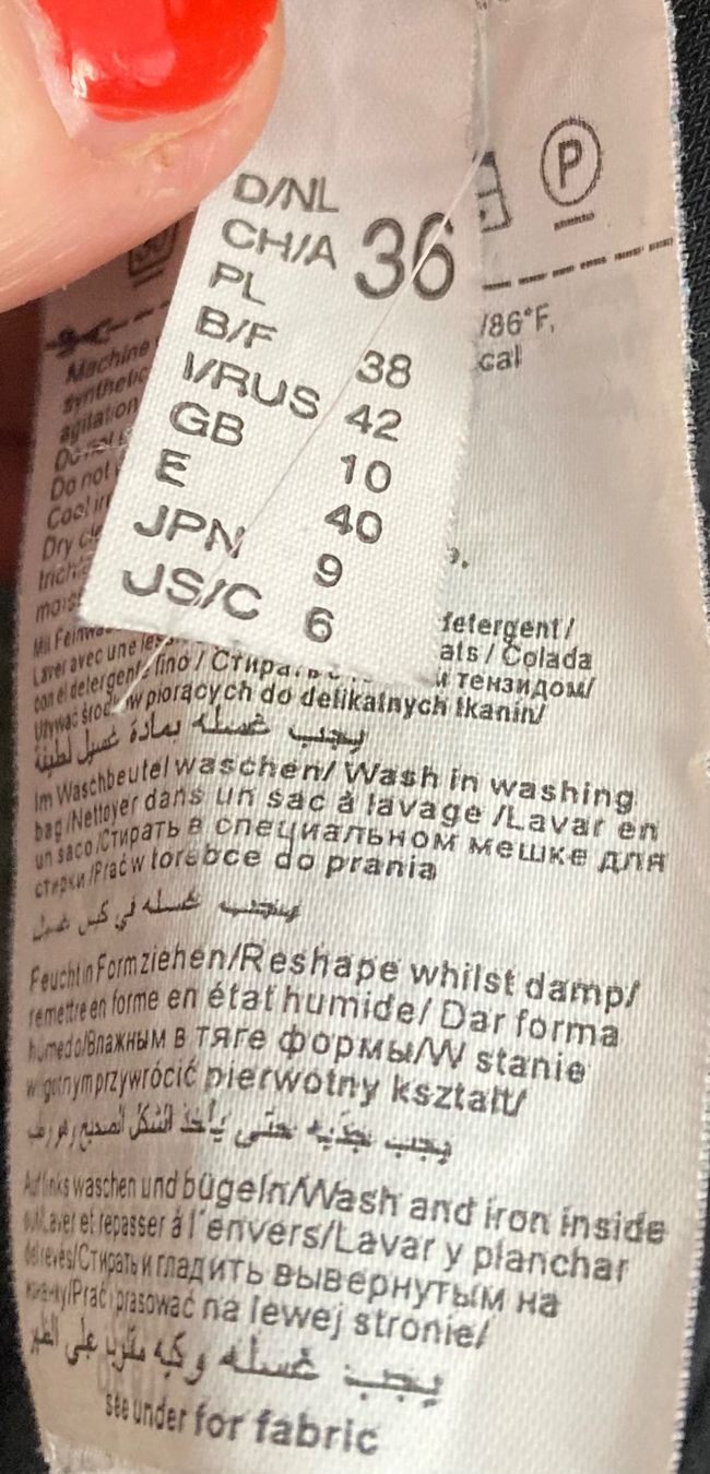 Gerry Weber Tops: Schickes Gerry Weber Top, Grösse 36,  edel, schwarz – Neu (gemäss Beschreibung) aus rheineck von norwegianwood52 5