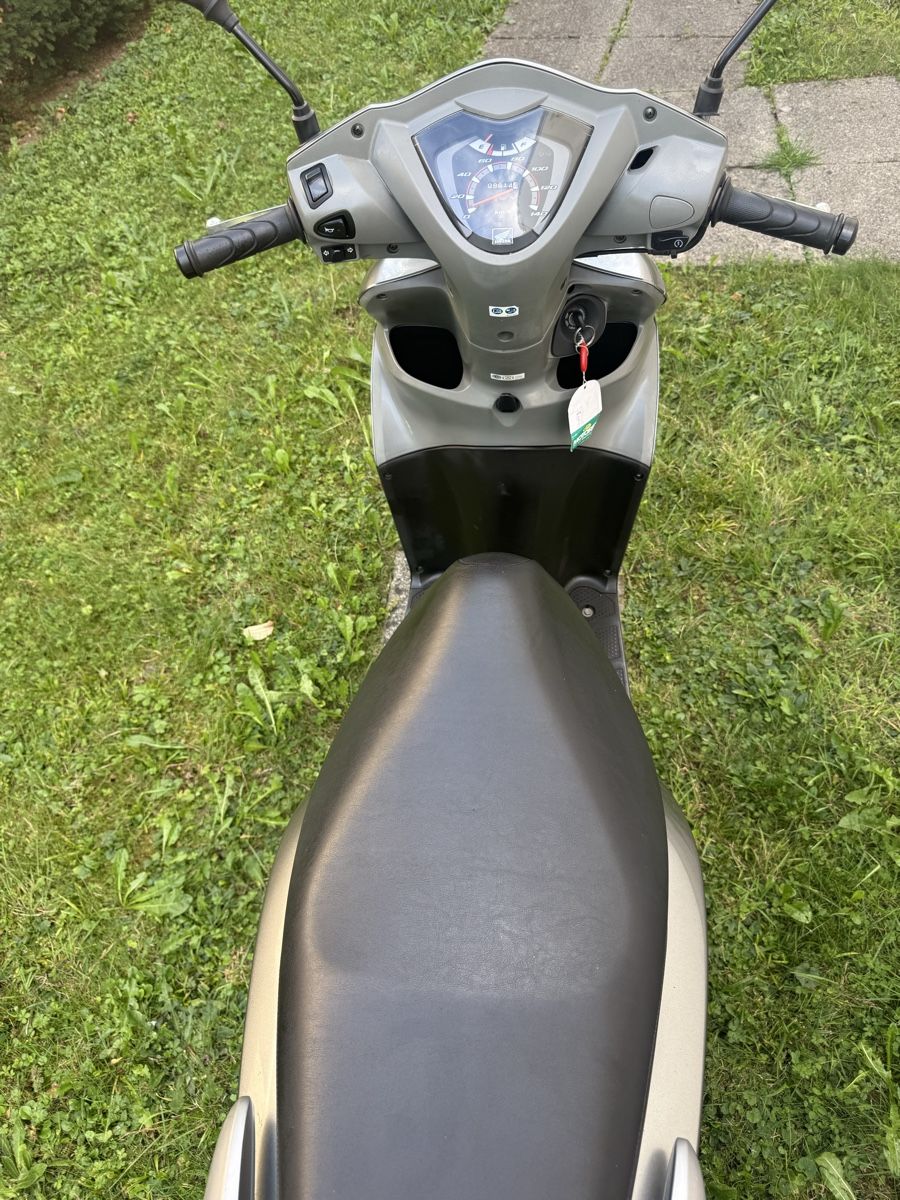 Honda Scooter: HONDA NSC 110 WH – Difettoso da Winterthur venduto da Fabio_46 8