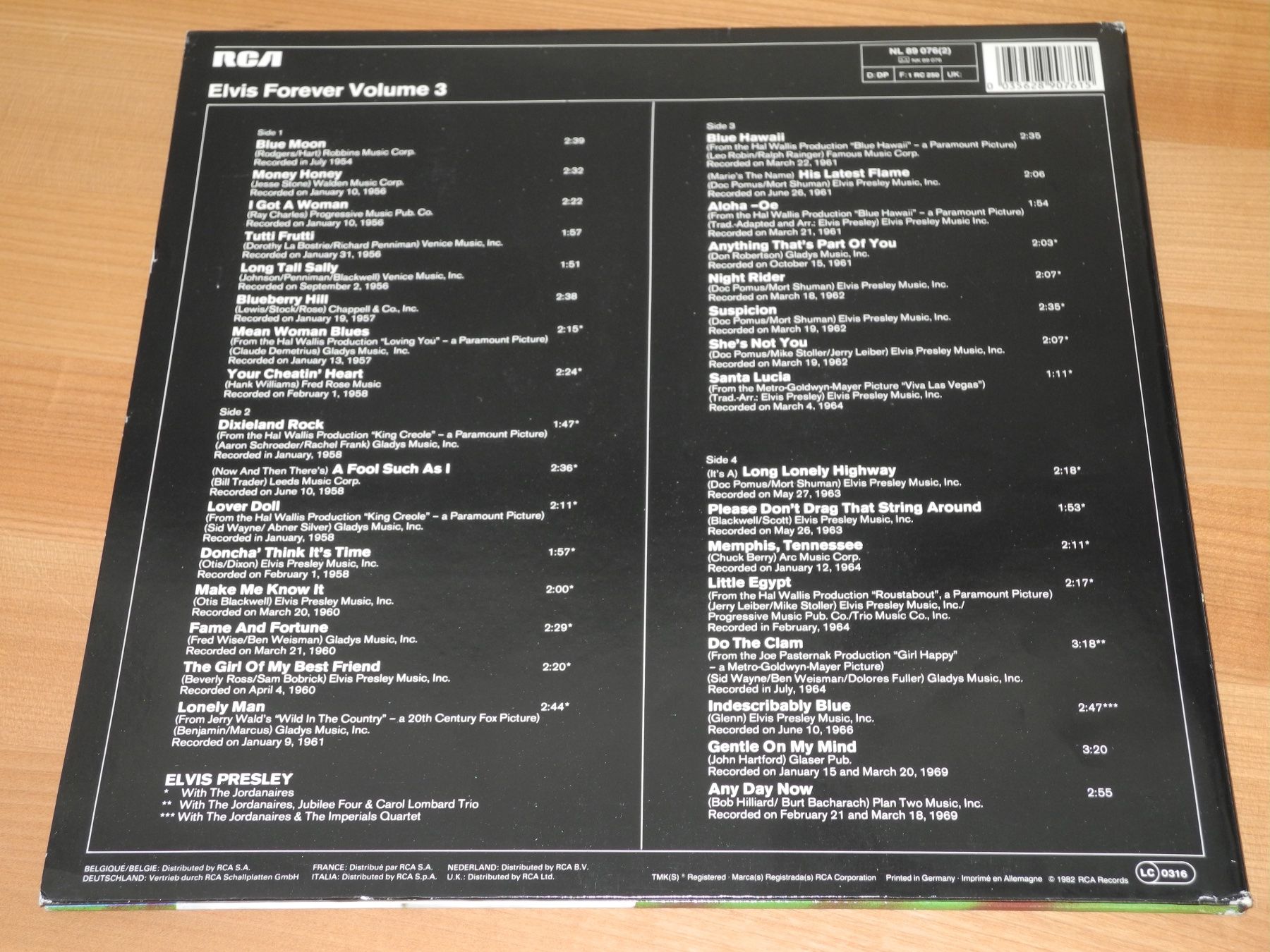 Dischi in vinile: ELVIS PRESLEY: FOREVER VOLUME 3 - RCA - 2 LPs – Nuovo (secondo la descrizione) da Fahrwangen venduto da Swirl2 3
