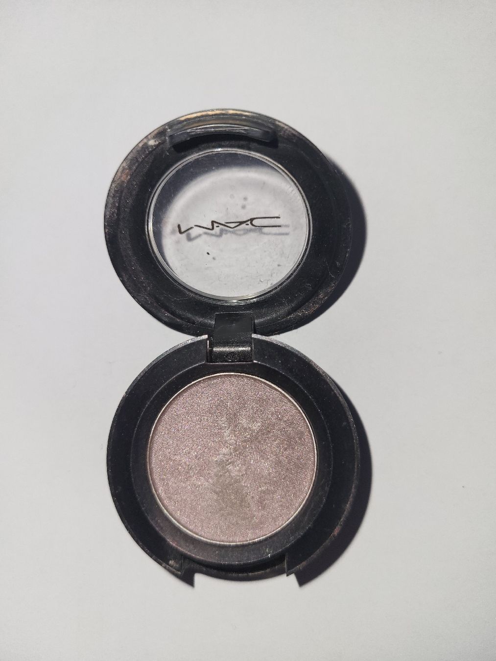 Mac Cosmetics Maquillage: 4 MAC Lidschatten mit hoher Deckkraft – D'occasion à Liebefeld par kayvi 2