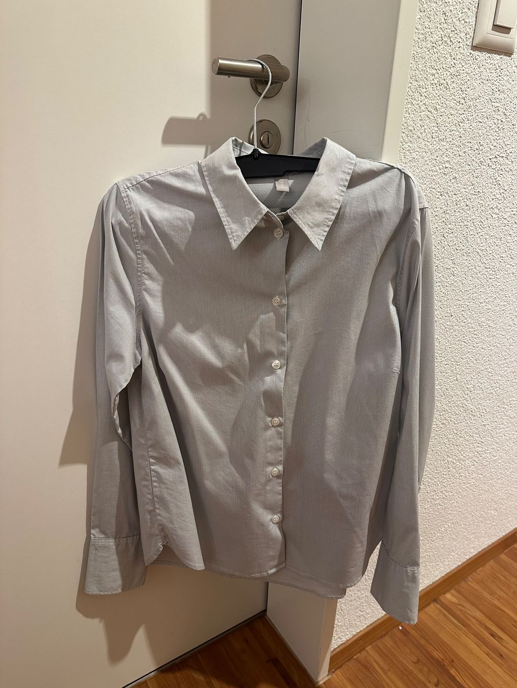 Blusen: H&M - Bluse - Gestreift - 38 – Gebraucht aus Zürich von CharlotteAr