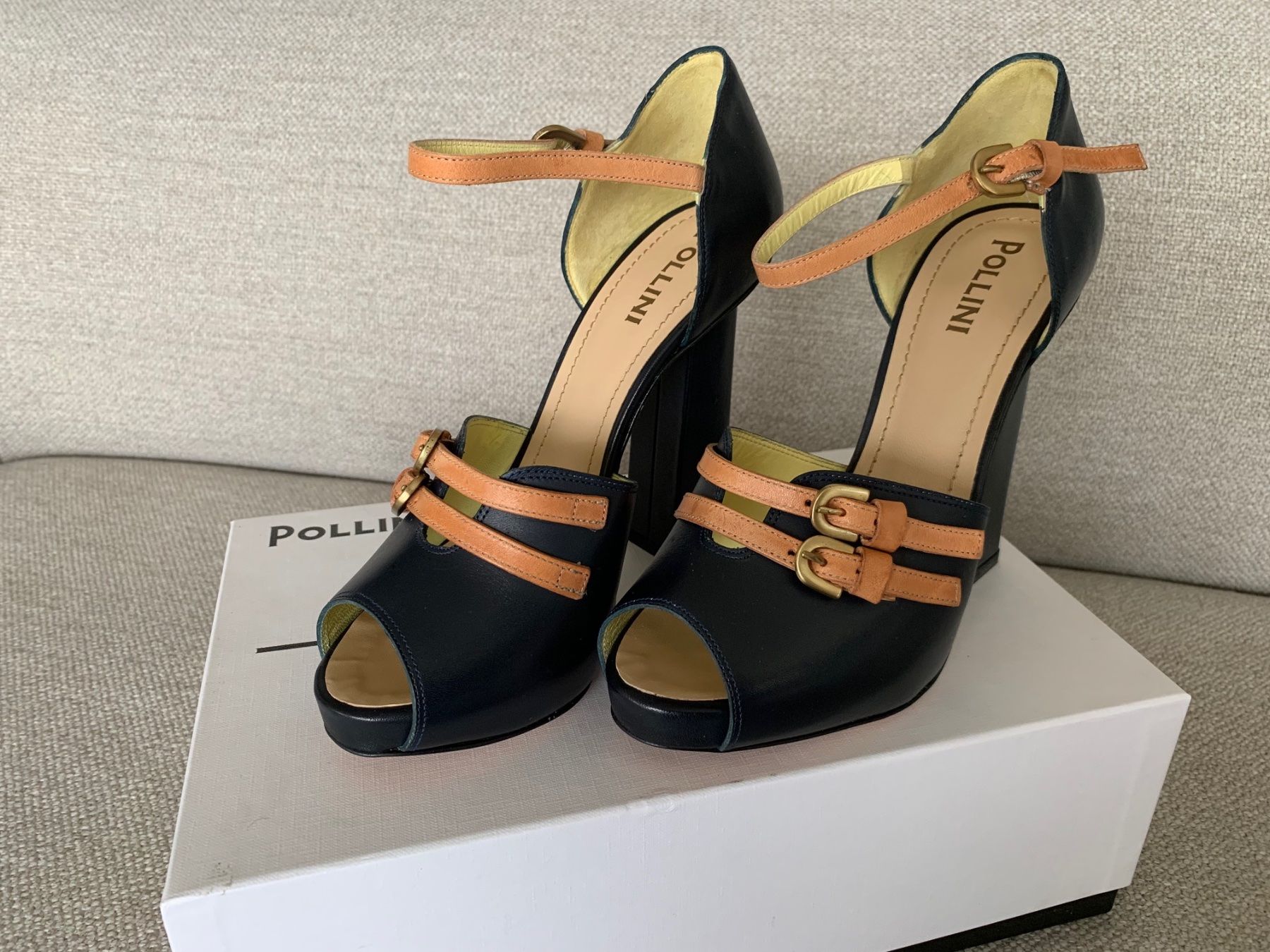 Scarpe da donna: Neue Extravagante Schuhe Pollini Gr 38 – Nuovo e nell'imballaggio originale da Meilen venduto da kroetli