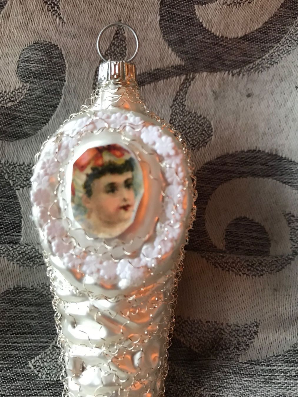 Tutte le decorazioni: Fatschenkind, nostalgischer Christbaumschmuck – Nuovo e nell'imballaggio originale da Alpnach Dorf venduto da marvo 1