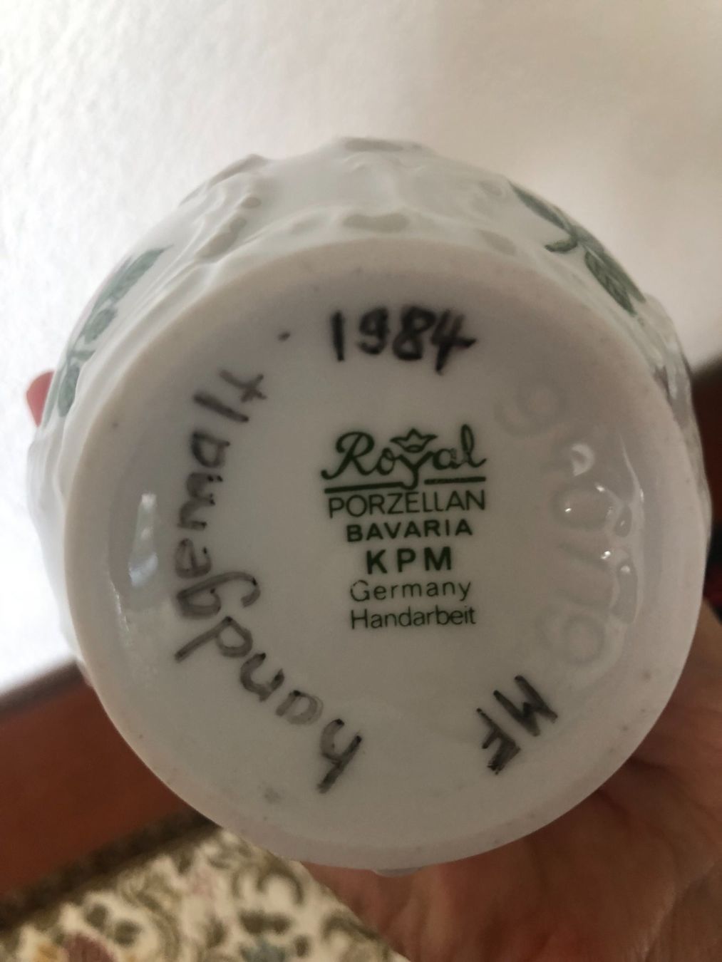 KPM Vasen & Gefässe: Wunderschöne handbemalte KPM Vase – Gebraucht aus Eich von Jokove63 2