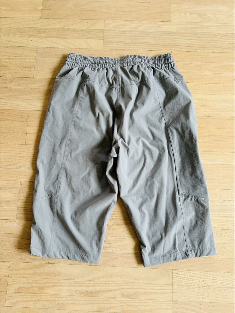 Hosen: Sommer-Shorts/Wanderhose, Grau, Gr. L – Neu (gemäss Beschreibung) aus Oberengstringen von Marling 2