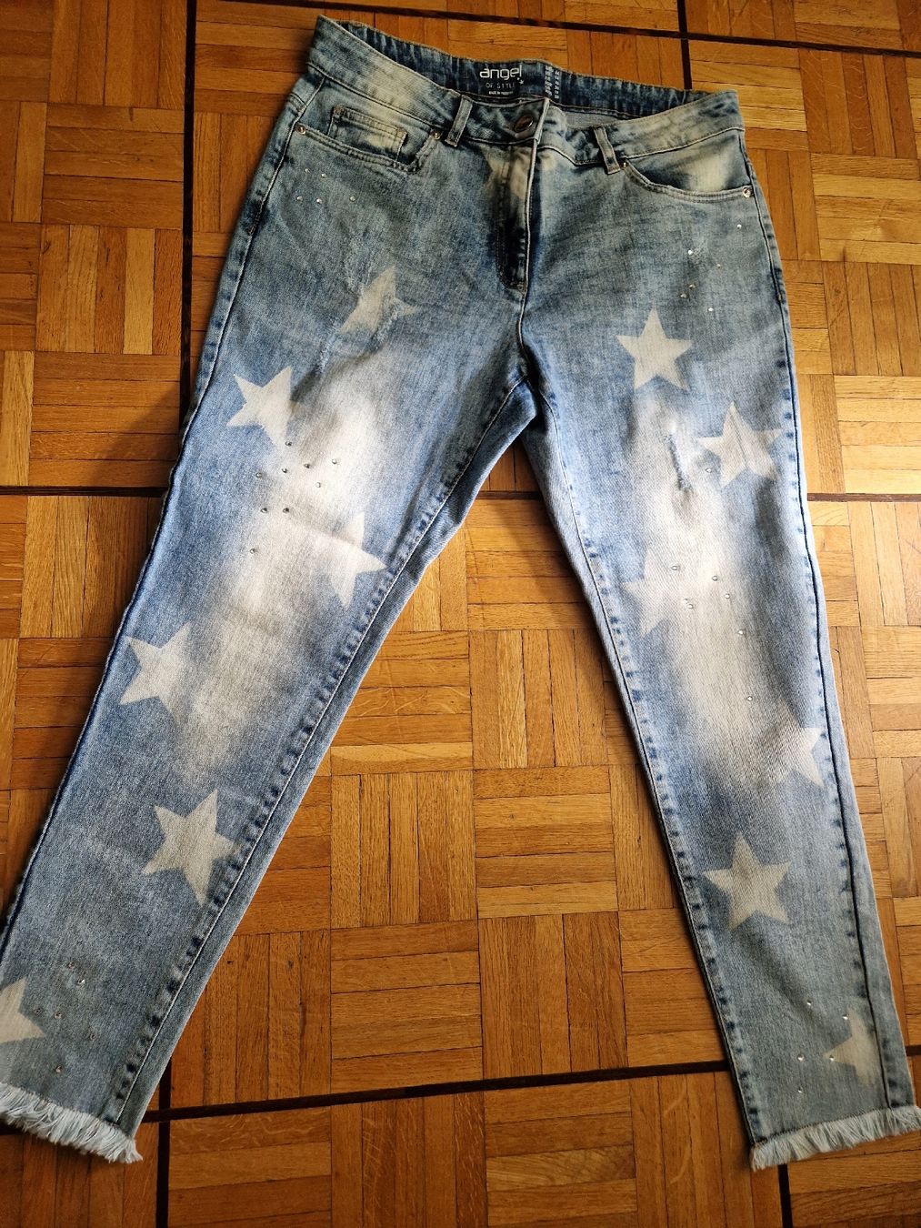 Jeans: Pantalon jeans taille 44 – Nuovo (secondo la descrizione) da Morges venduto da gos_zg9l 2
