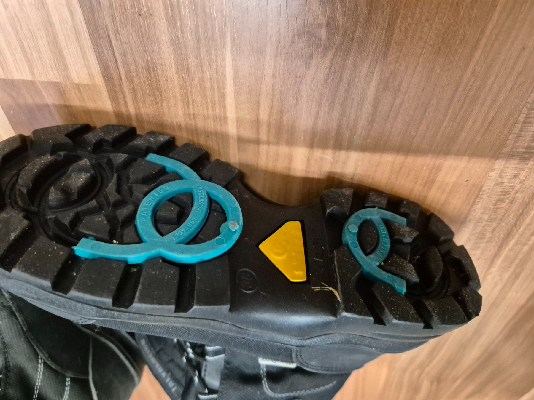 Scarpe da donna: Trevolution Winterstiefel, , Grösse 36, Schwarz B10 – Usato da Schwarzenburg venduto da Flamingo07 2