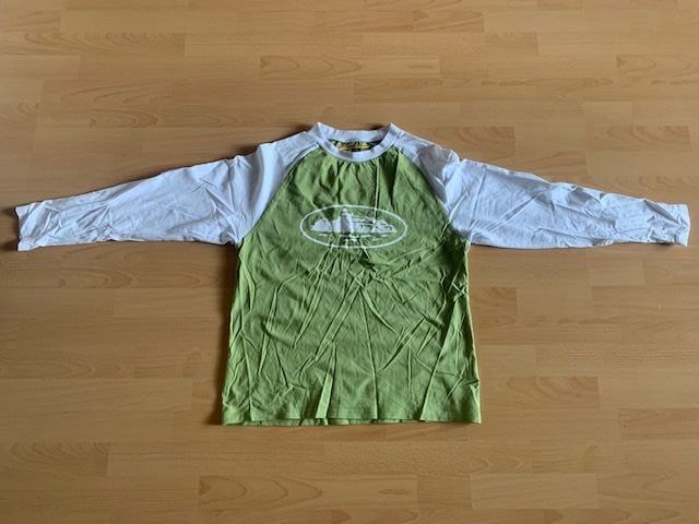 T-shirt: Langarm T-Shirt – Usato da Wiler b.Utzenstorf venduto da seven12