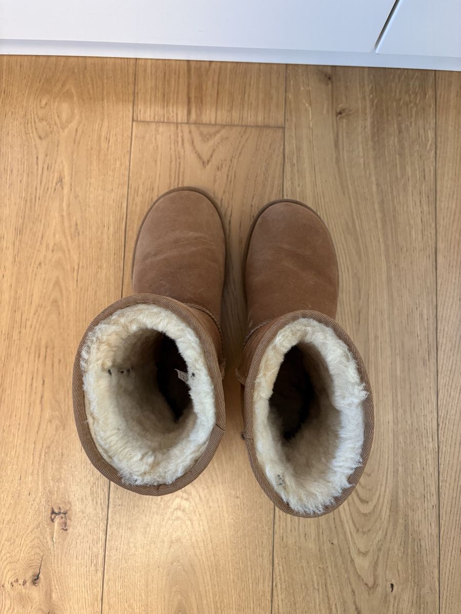 Ugg Scarpe da donna: Ugg Classic II tg 39 – Usato da Giubiasco venduto da cel_qlw7 2