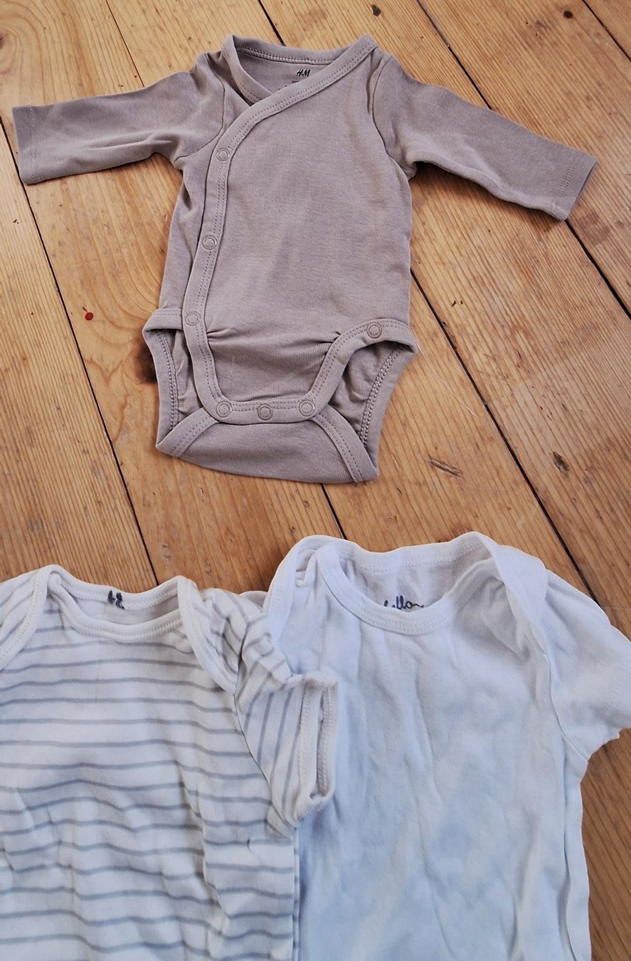 Kleiderpakete & -sets: Body Set Gr. 50/56 Sommer – Gebraucht aus Bern von _finnjagfe_ 1