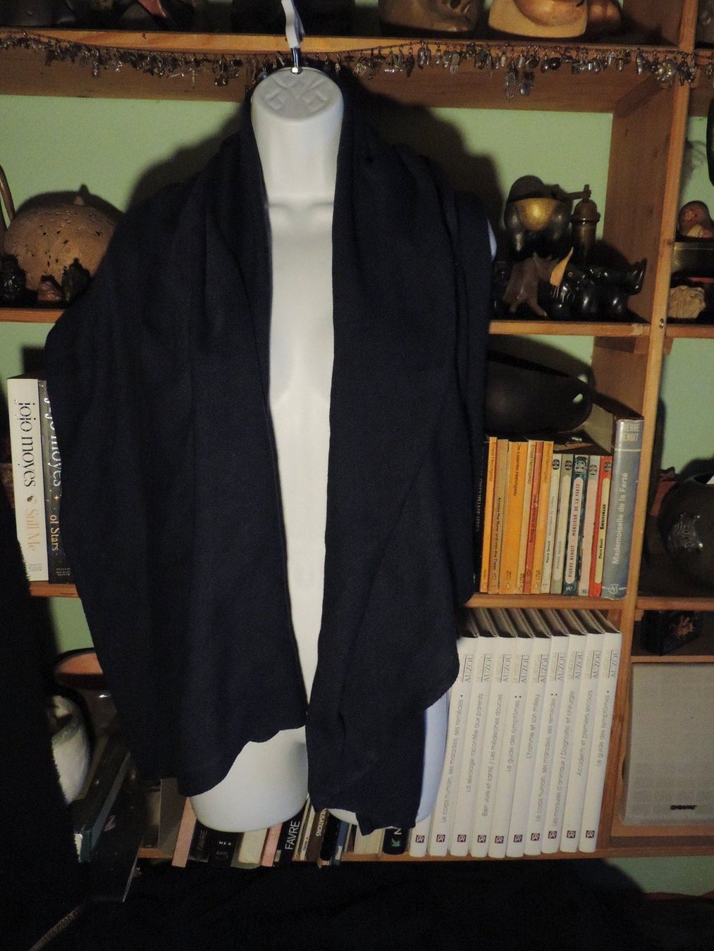 Foulard & Sciarpe: pashmina large bleu marine – Usato da Genève venduto da Axelle333 4