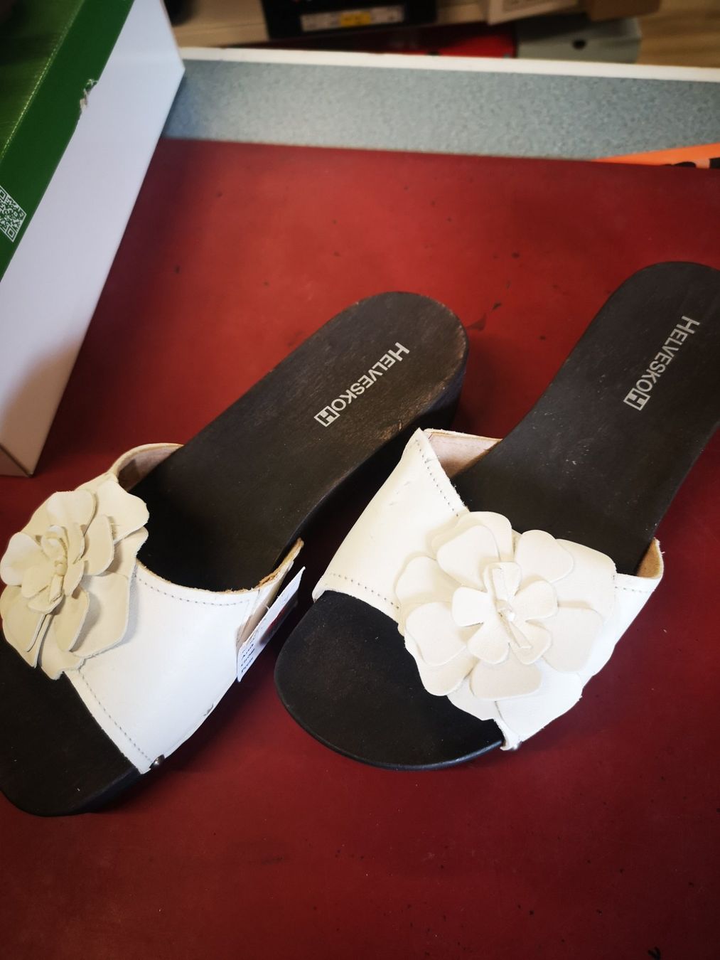Helvesko Damenschuhe: Helvesko – Neu und originalverpackt aus Möhlin von Highwaytom