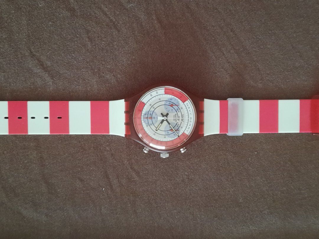 Swatch Orologi: Swatch Chrono Navy Berry – Nuovo e nell'imballaggio originale da Zürich venduto da Accuchek 2