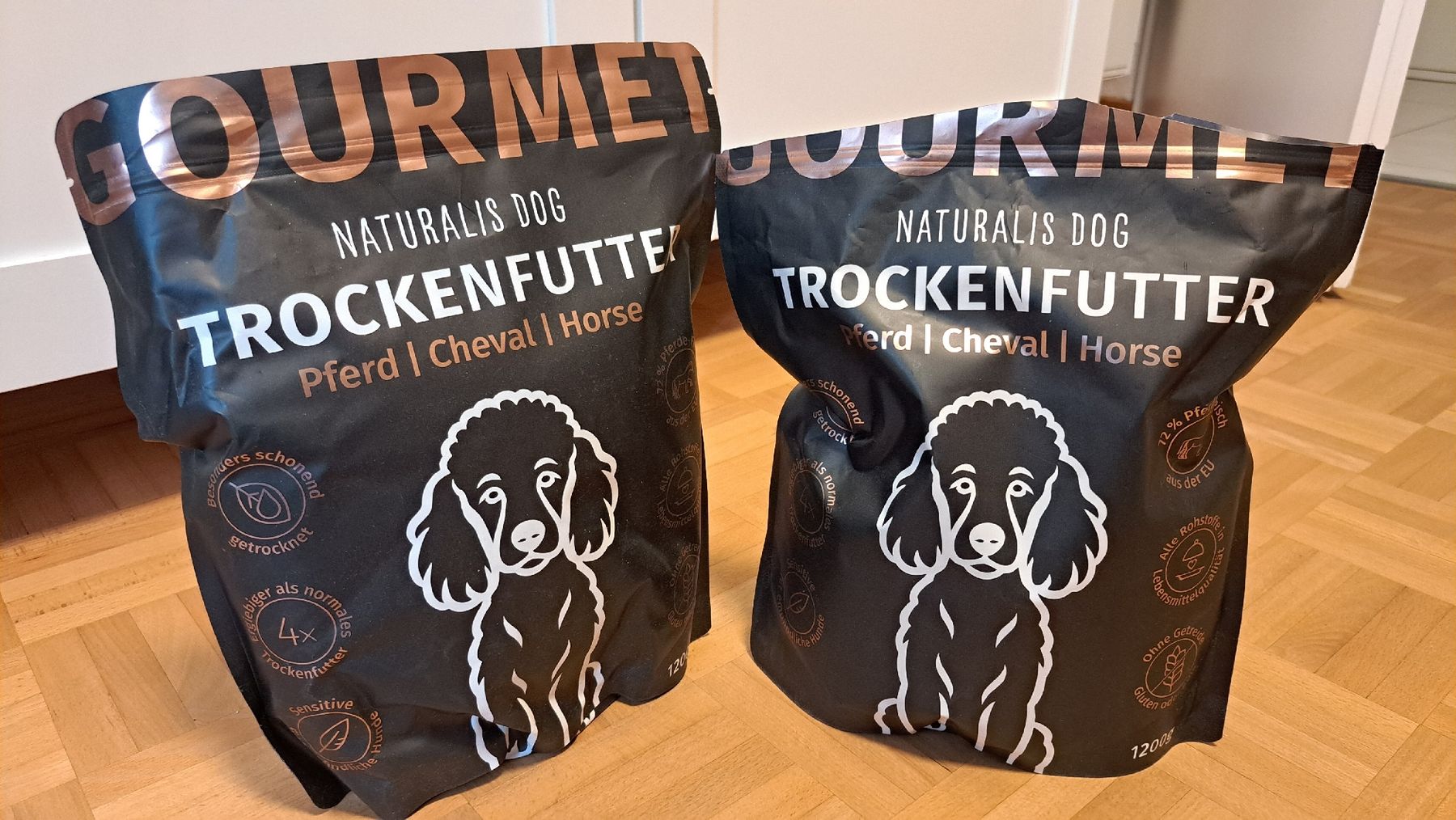 Mangimi: Naturalis Dog Trockenfutter Pferd – Nuovo (secondo la descrizione) da Rickenbach LU venduto da damcam
