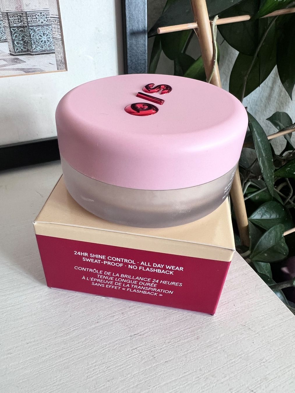 Make-up: ONESIZE Ultimate Setting Powder - Fixierender loser Puder – Nuovo (secondo la descrizione) da Effretikon venduto da YaMn 3