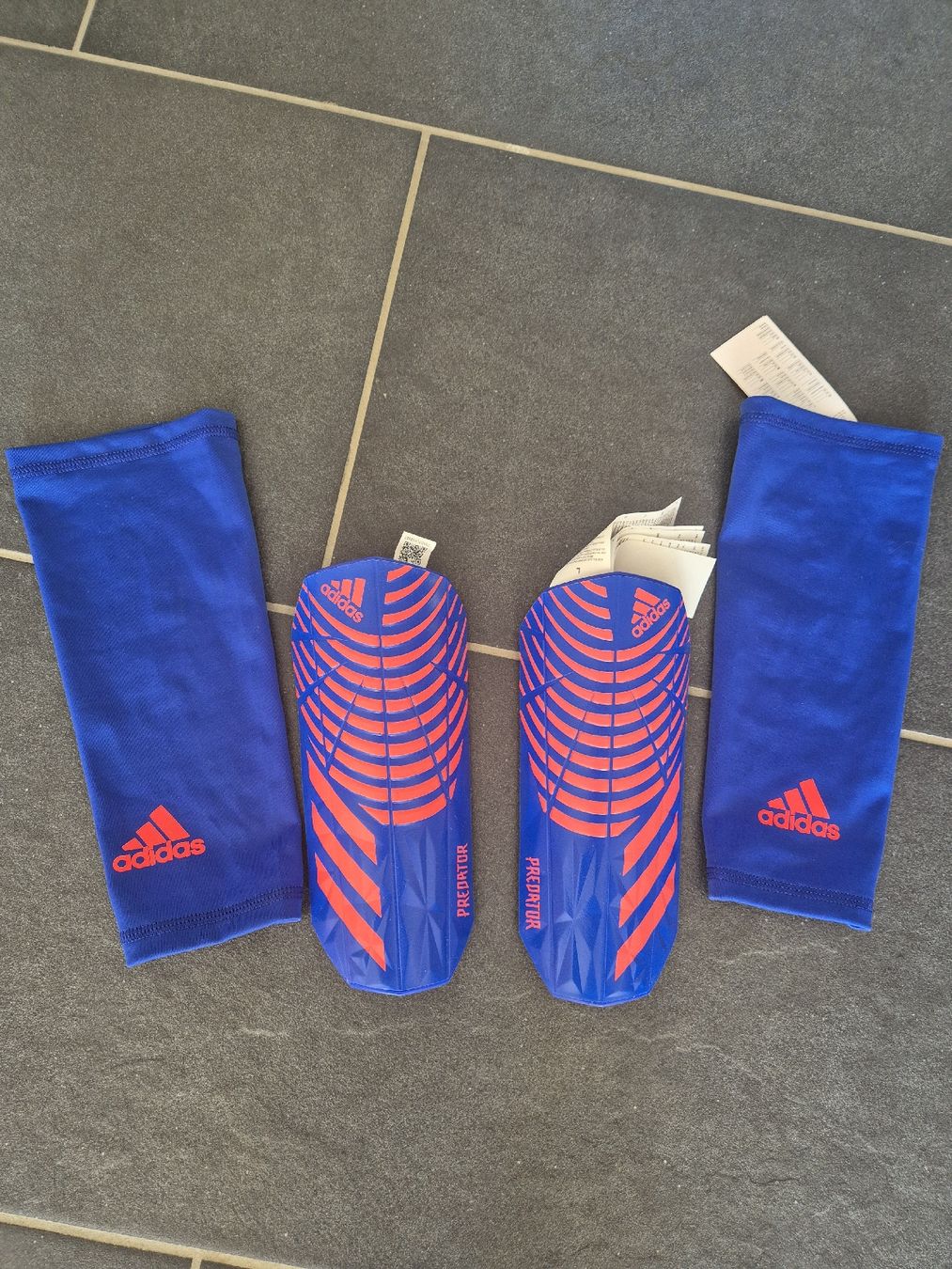 Protezioni & Imbottiture: Schienbeinschoner, Adidas Predator Match, L – Nuovo (secondo la descrizione) da Büsserach venduto da Fairprice_83