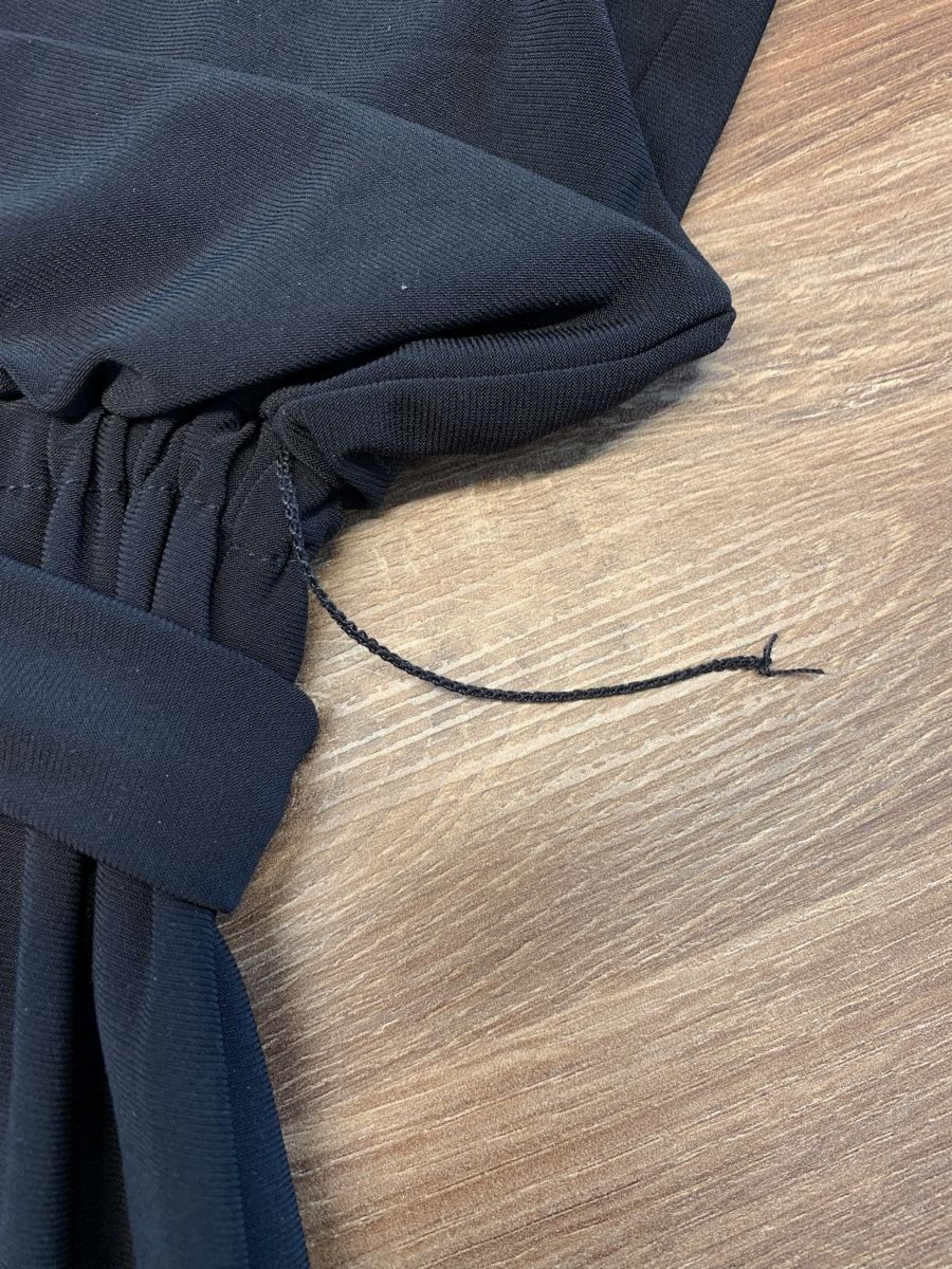 Calvin Klein Tute: Calvin Klein-Jumpsuit, Grösse 12 – Usato da Kloten venduto da Ale-1994 2