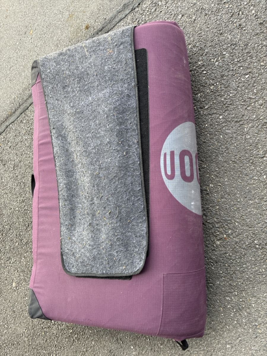 Murs & prises d'escalade: Moon Bouldermatte Klettermatte violett gebraucht – D'occasion à Bern par rfw_2bmh