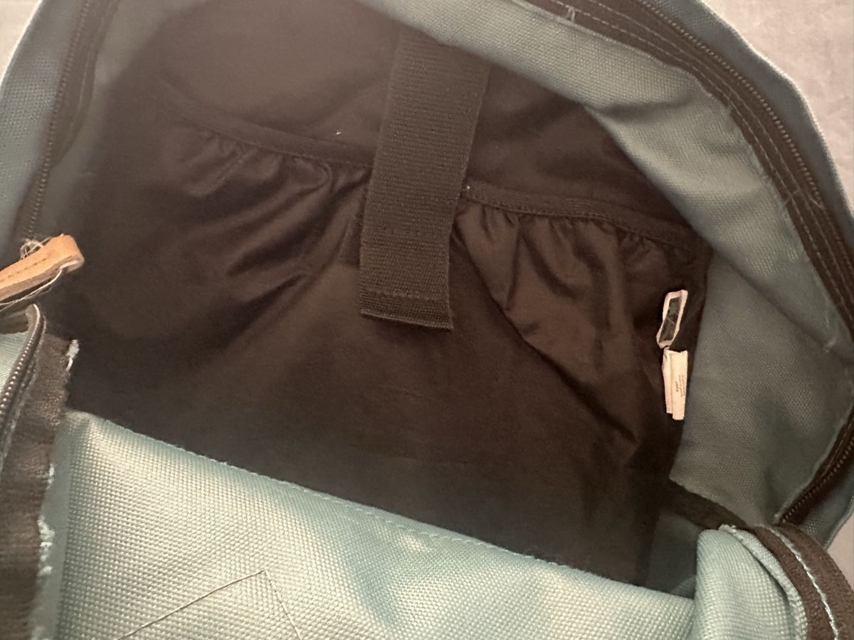 Eastpak Sacs à dos: Sac Eastpak – D'occasion à Genève par AuTuMnLoveR 2