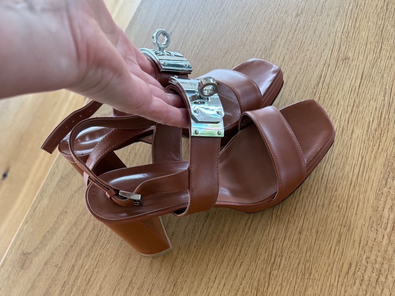 Scarpe da donna: Tolle Schuhe mit Blockabsatz, neu Gr. 39 – Usato da Reigoldswil venduto da benja01 2