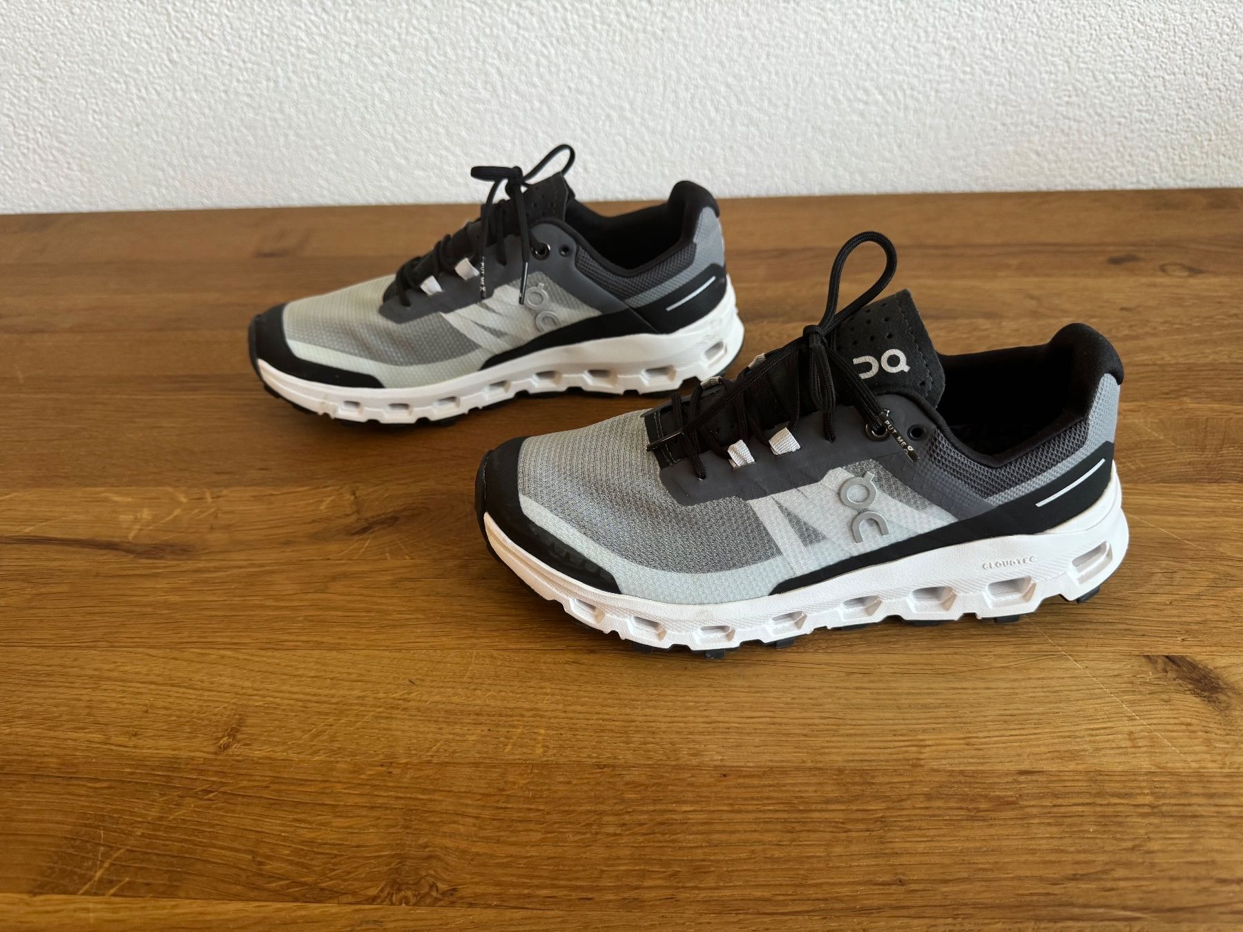 On Scarpe da donna: On Schuhe Gr 38.5 – Nuovo (secondo la descrizione) da frauenfeld venduto da tia01 2