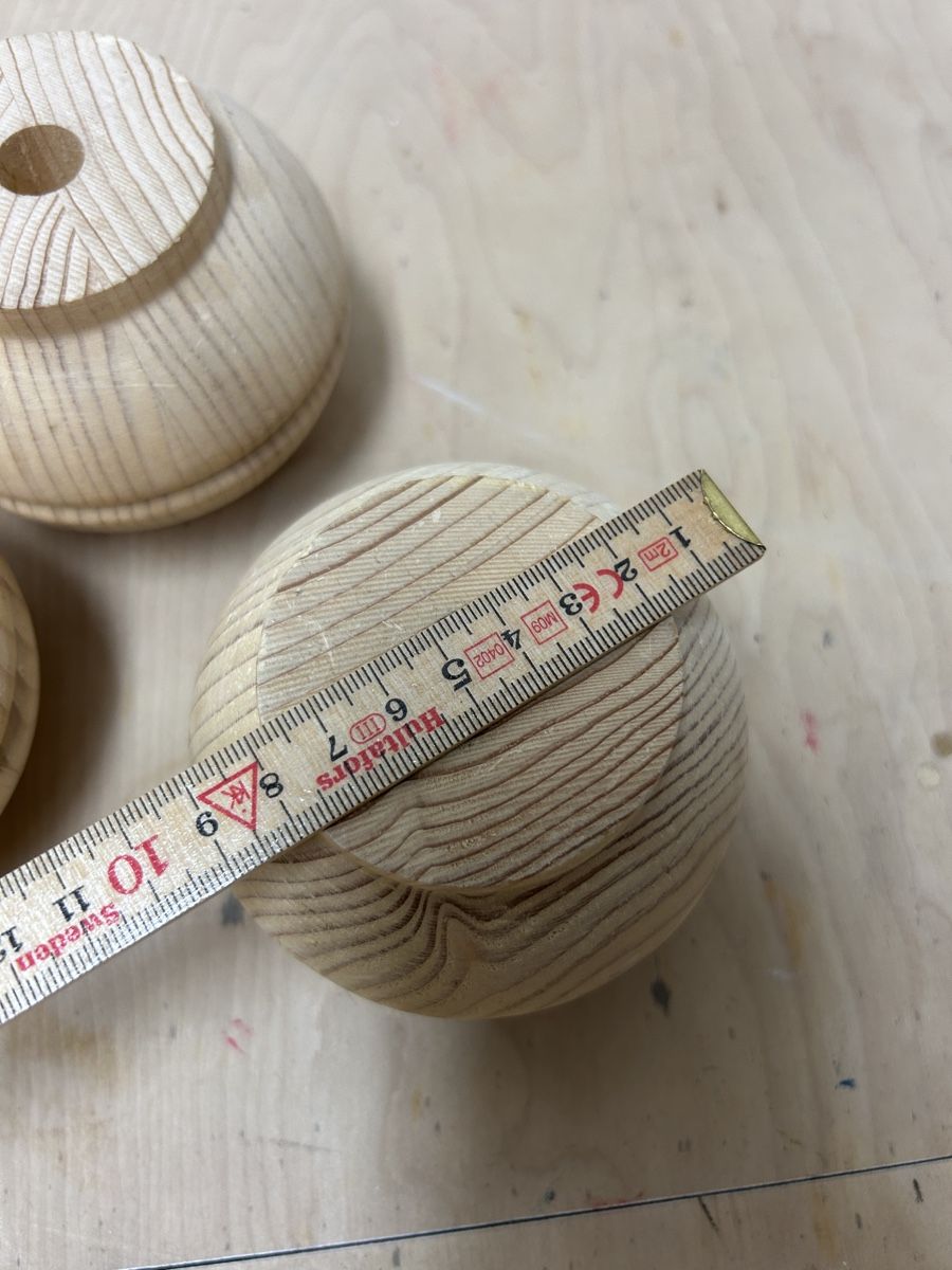 Articles en bois: 3 Holzfüsse, Möbelfüsse – D'occasion à Uster par Stromboli7 3