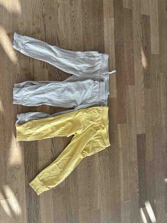 3 Childrens Jogger Pants H&M- Good condition - Size104/ 3-4
