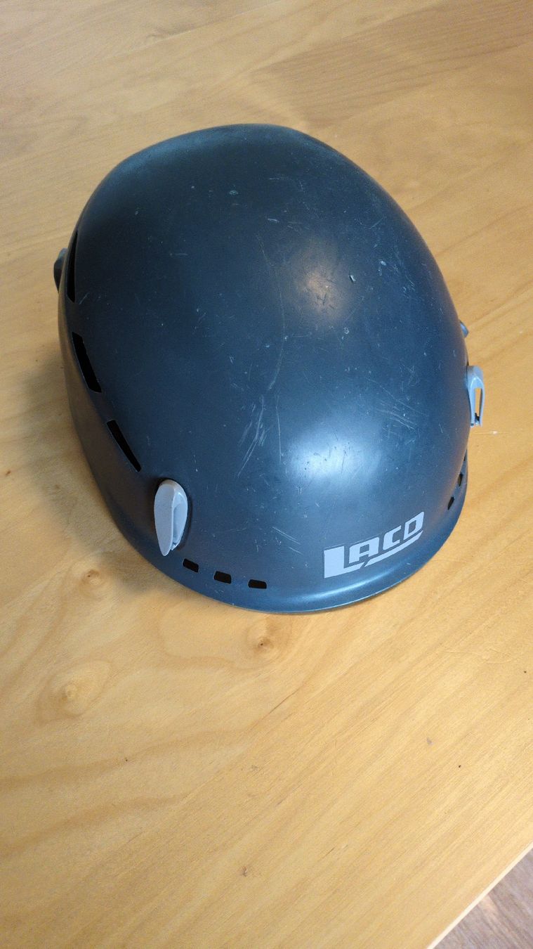 Casques: LACD Kletterhelm  – D'occasion à Zürich par TimSuter